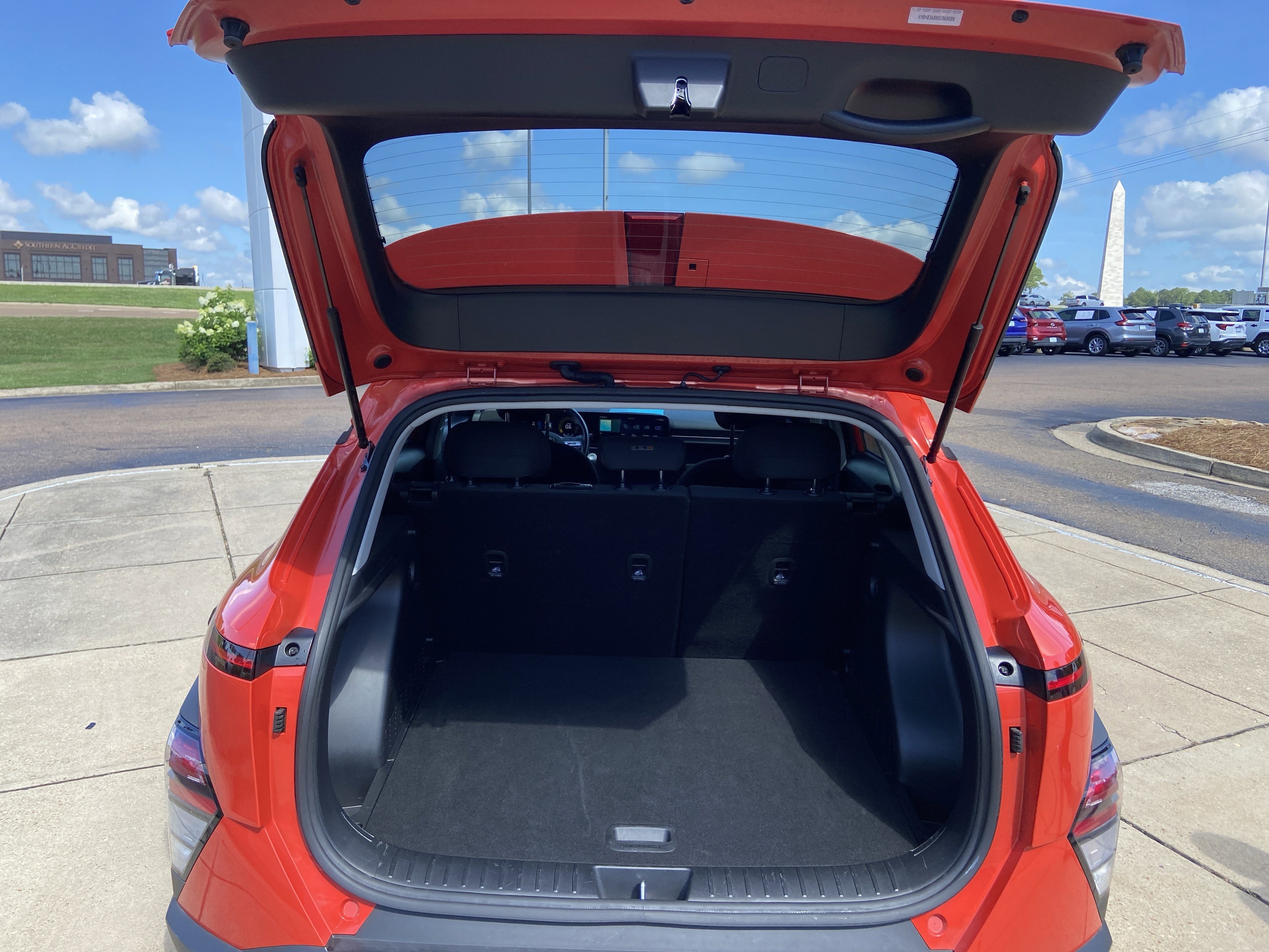 Used 2025 Soultronic Orange Pearl Hyundai SEL image 29