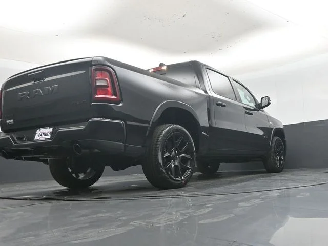 New 2026 Diamond Black Crystal Pearl-Coat Exterior Paint RAM Laramie image 41