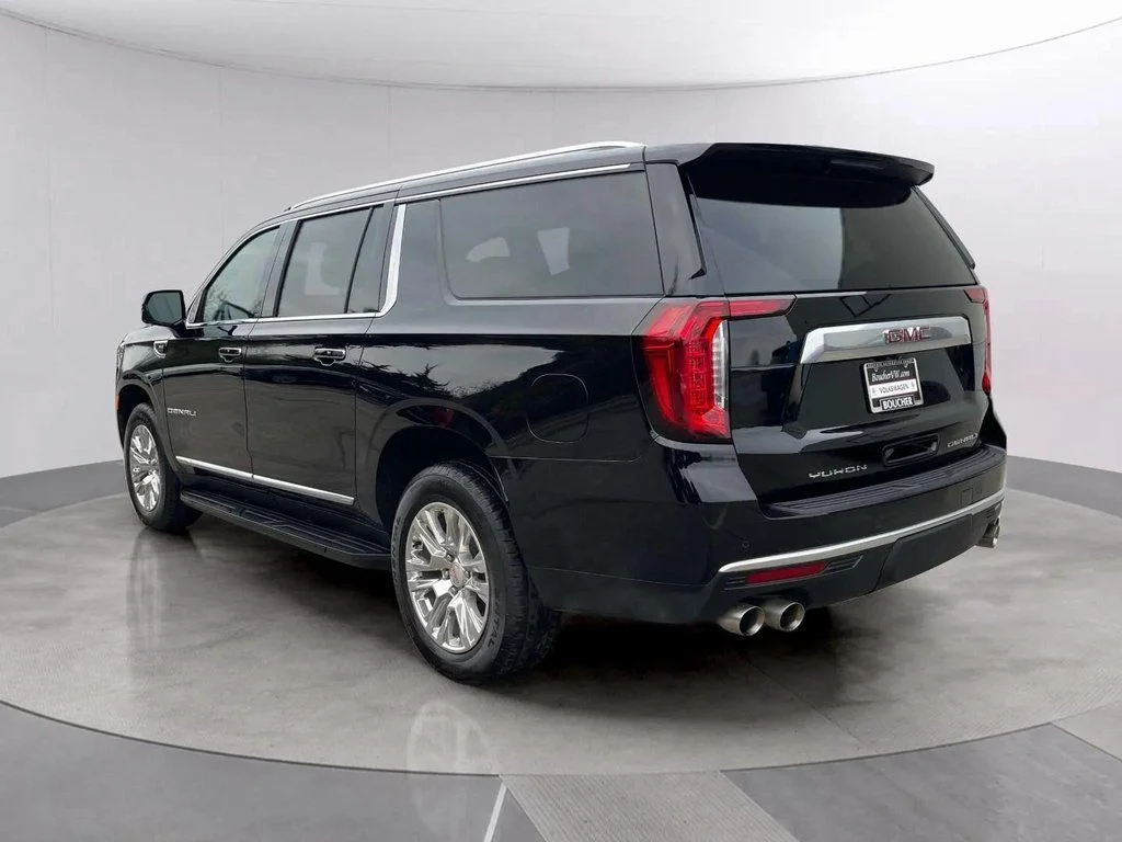 Used 2024 Onyx Black GMC Denali image 3