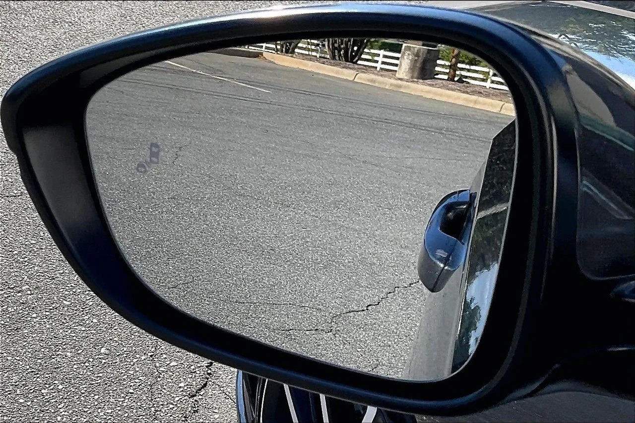 Certified Used 2023  Honda Touring image 29