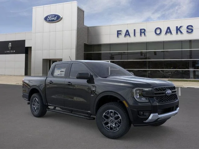 New 2026 Shadow Black Ford XLT image 7