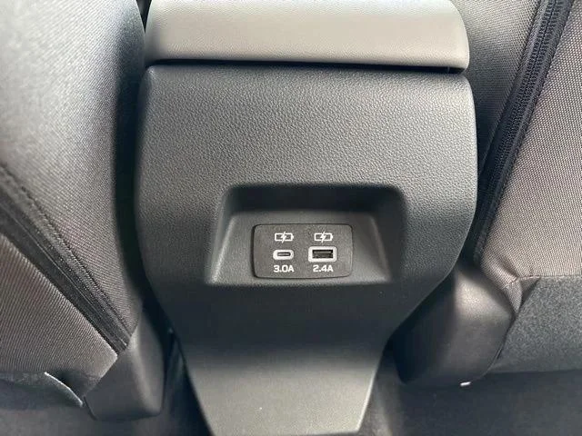 New 2026 ICE SILVER METALLIC Subaru Premium image 4