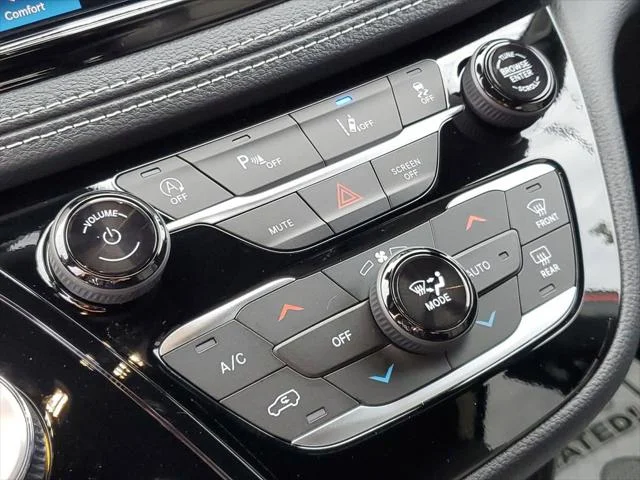 2026 Chrysler Pacifica Select - Photo 20
