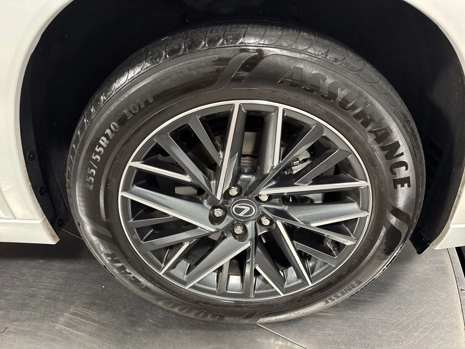 Used 2024 Wind Chill Pearl Lexus 350 Premium image 14