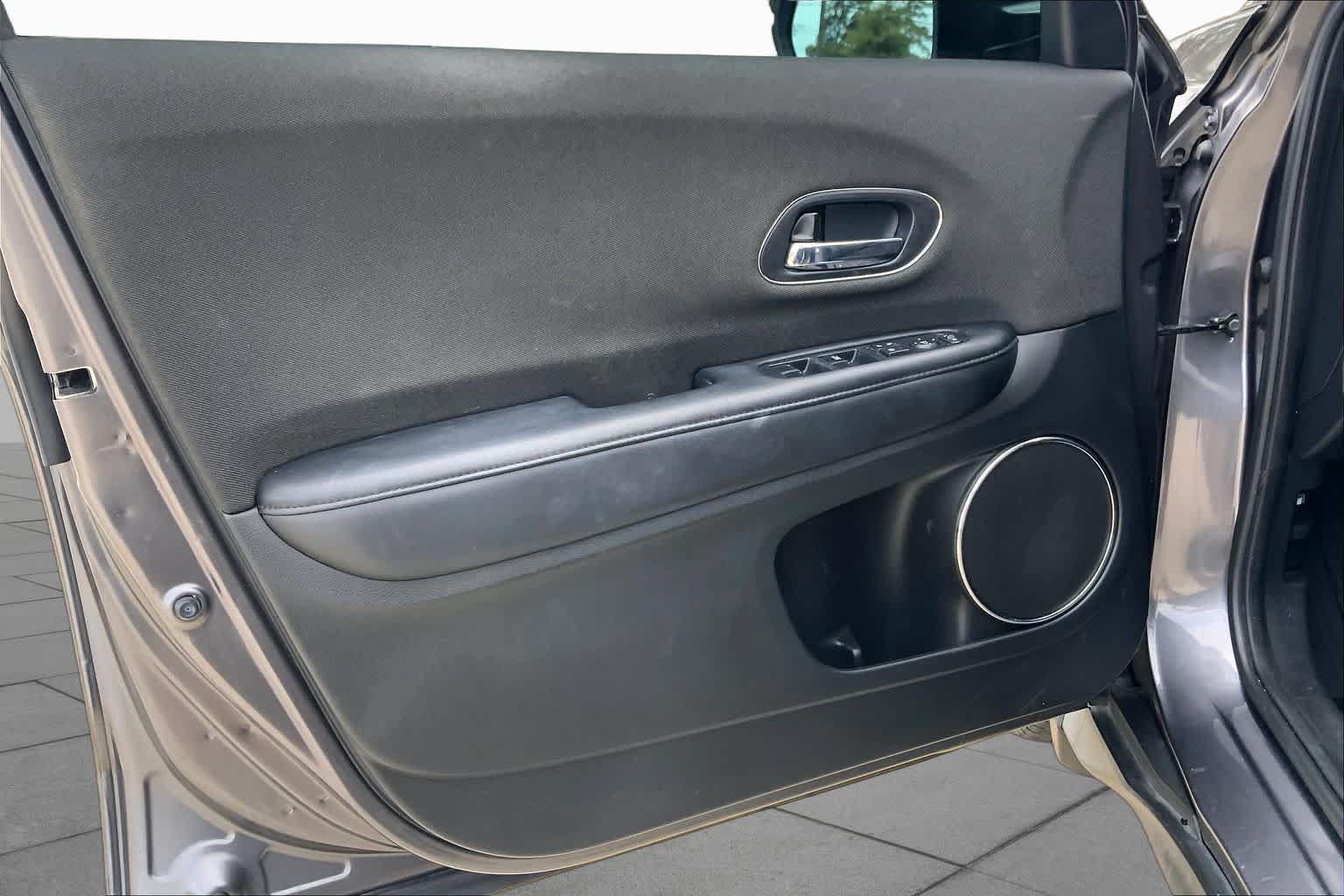 Used 2022 Modern Steel Metallic Honda EX image 21
