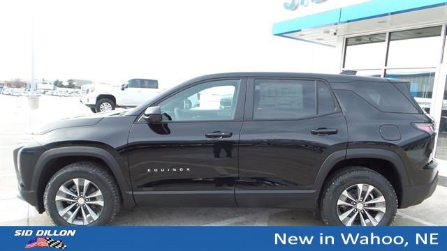 2026 Chevrolet Equinox LT - Photo 2