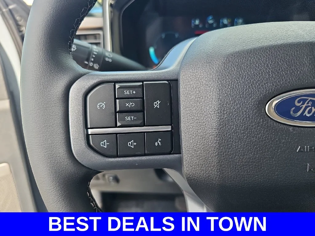 New 2026 Glacier Gray Metallic Tri-Coat Ford F-250® Lariat® image 16