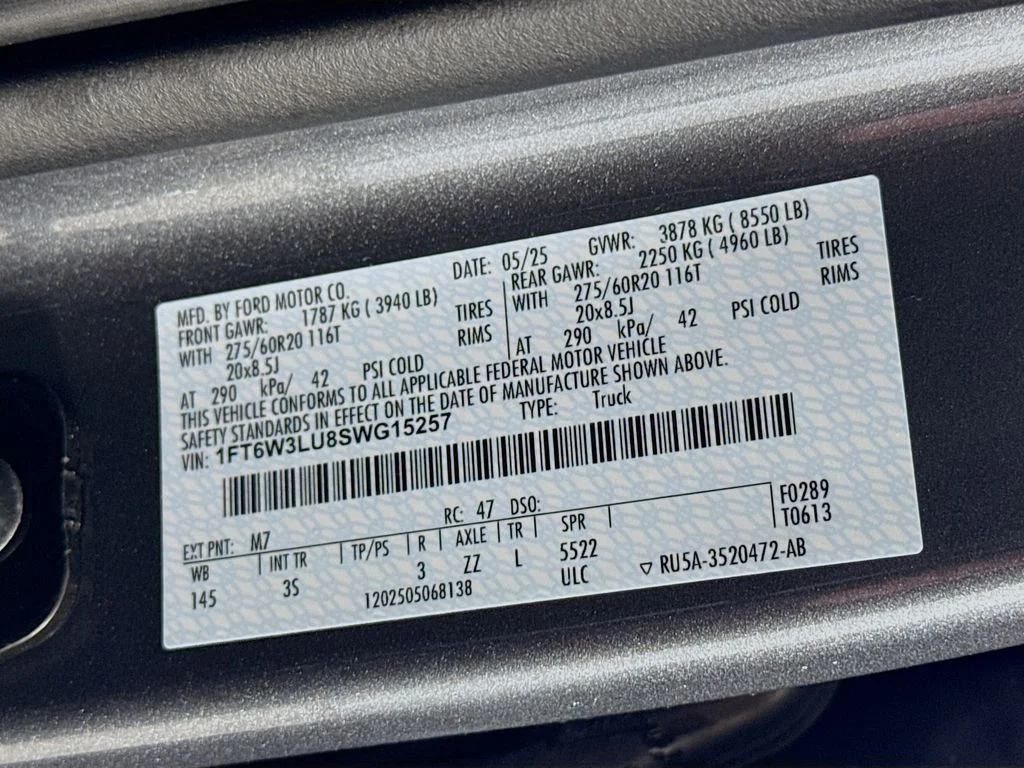 2025 Ford F-150 Lightning Flash - Photo 35