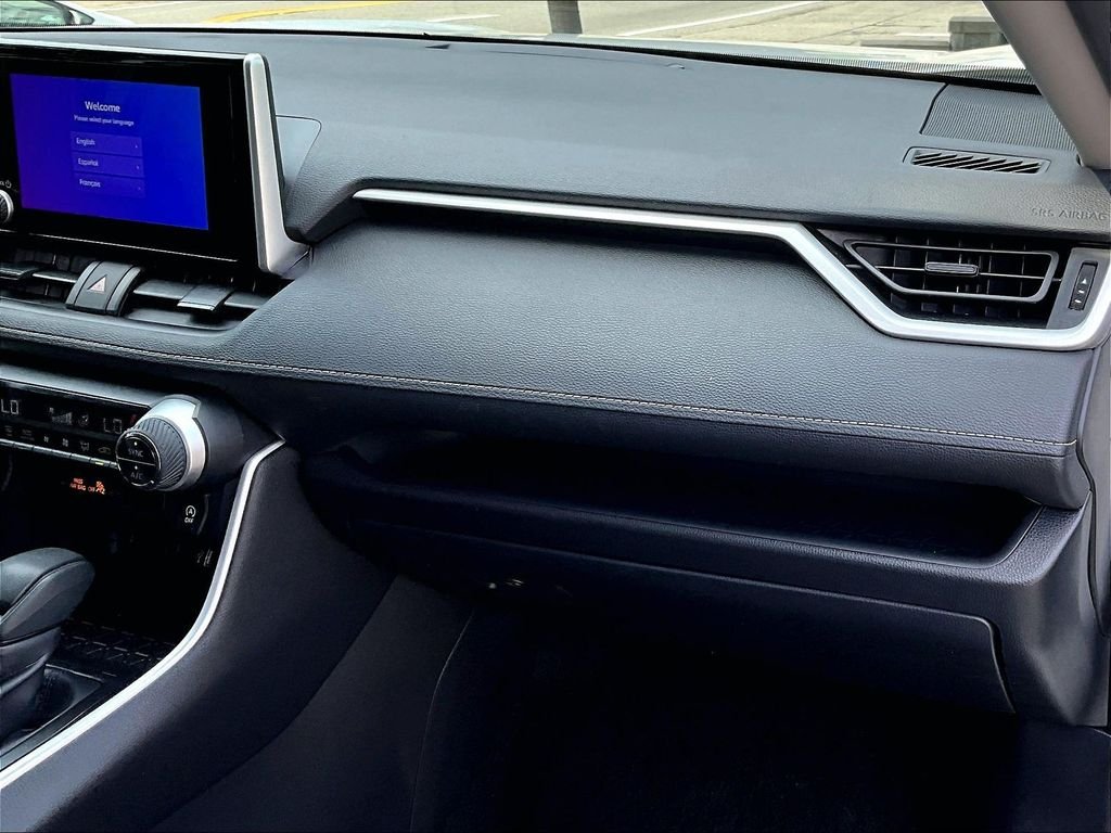 Used 2025 White Toyota XLE image 13