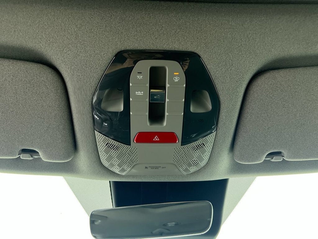 New 2026 White Kia Light image 20