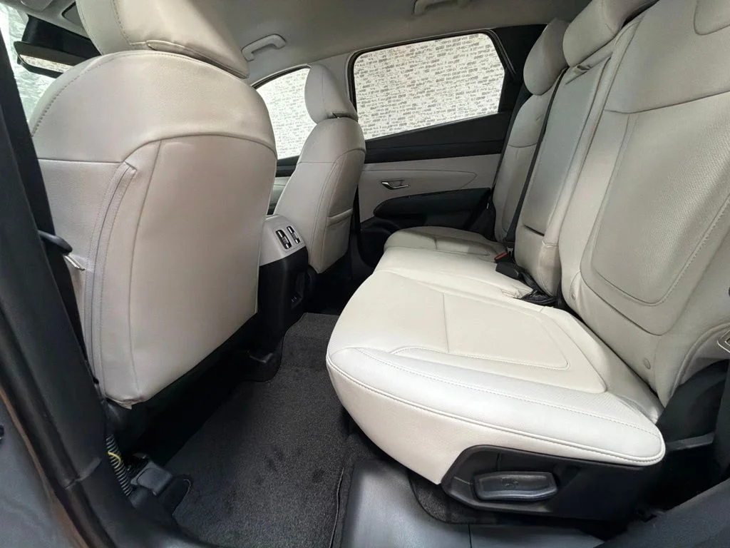 New 2026 Hampton Gray Hyundai SEL Plus image 13