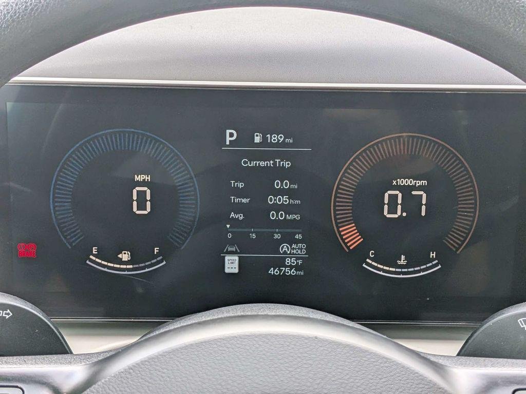 New 2025 Gray Hyundai SEL AWD image 33