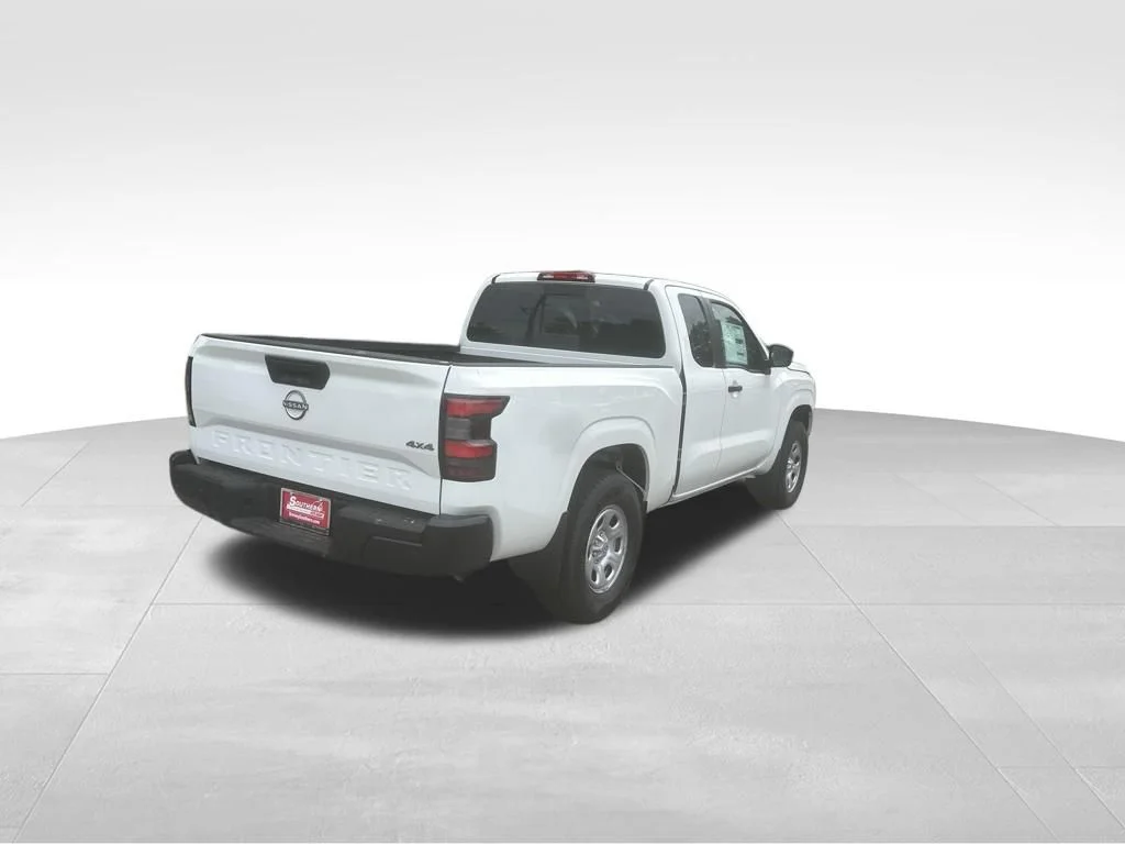 New 2026 Glacier White Nissan King Cab® S image 4