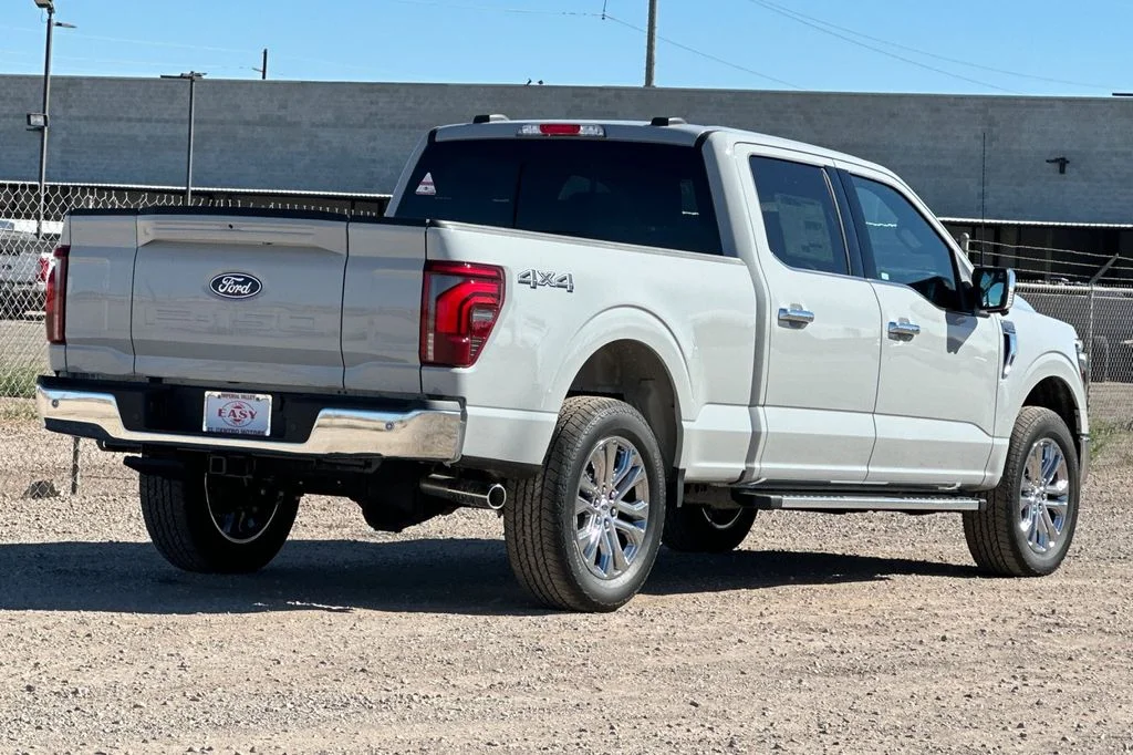 New 2026 Avalanche Ford Lariat image 4