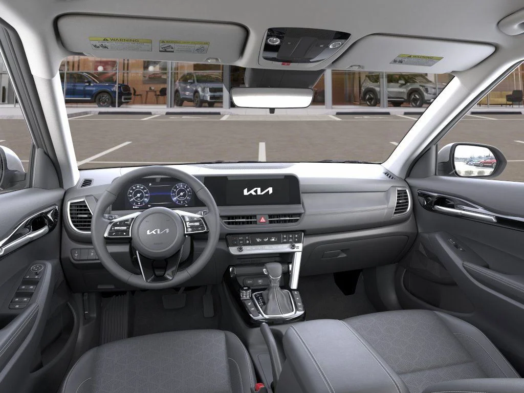 New 2026 Snow White Pearl Kia EX image 14