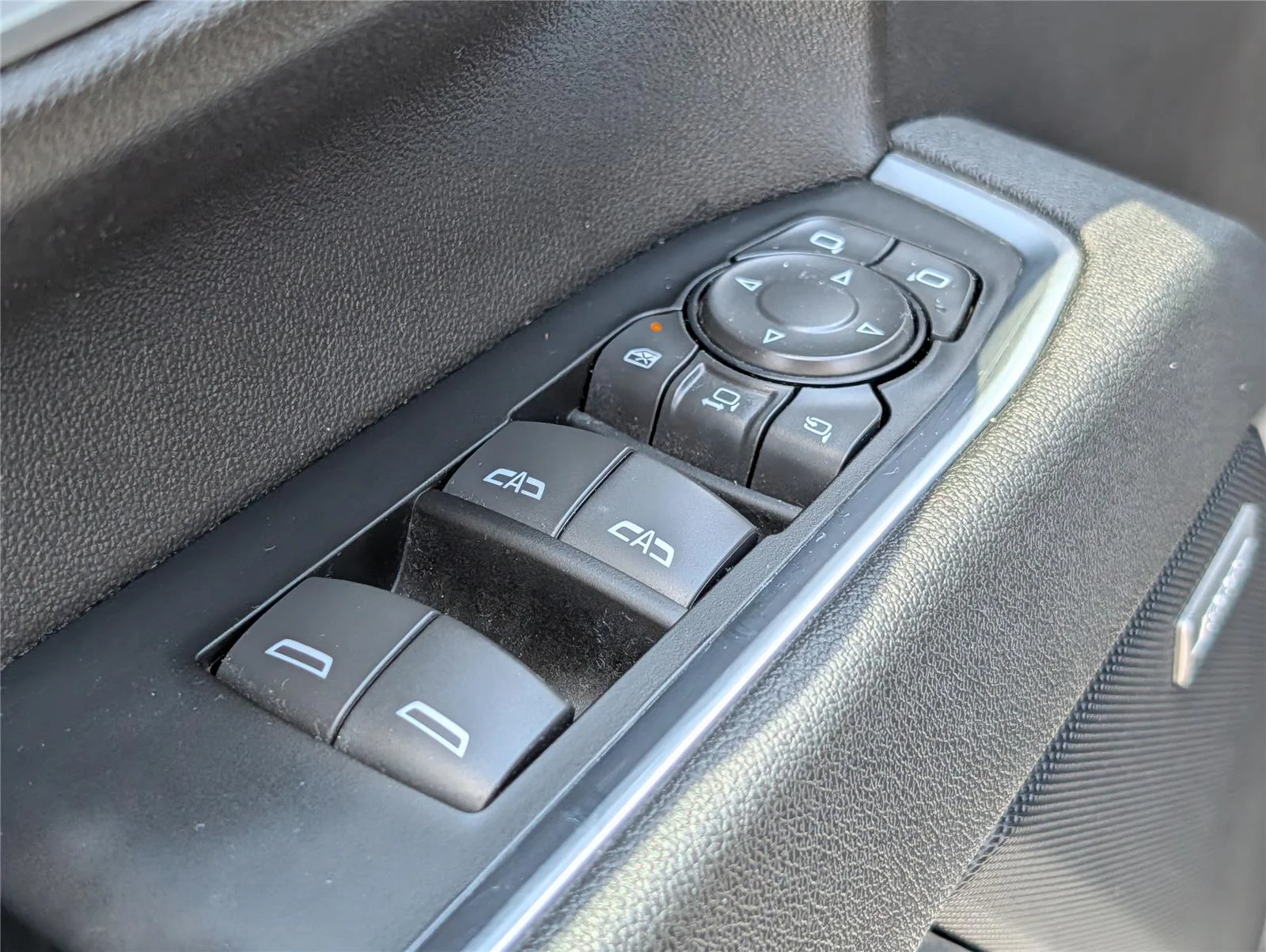 Used 2025 Sterling Gray Metallic Chevrolet LTZ image 15