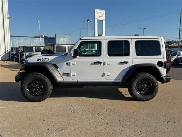New 2027 Bright White Clear-Coat Paint Jeep Willys image 2