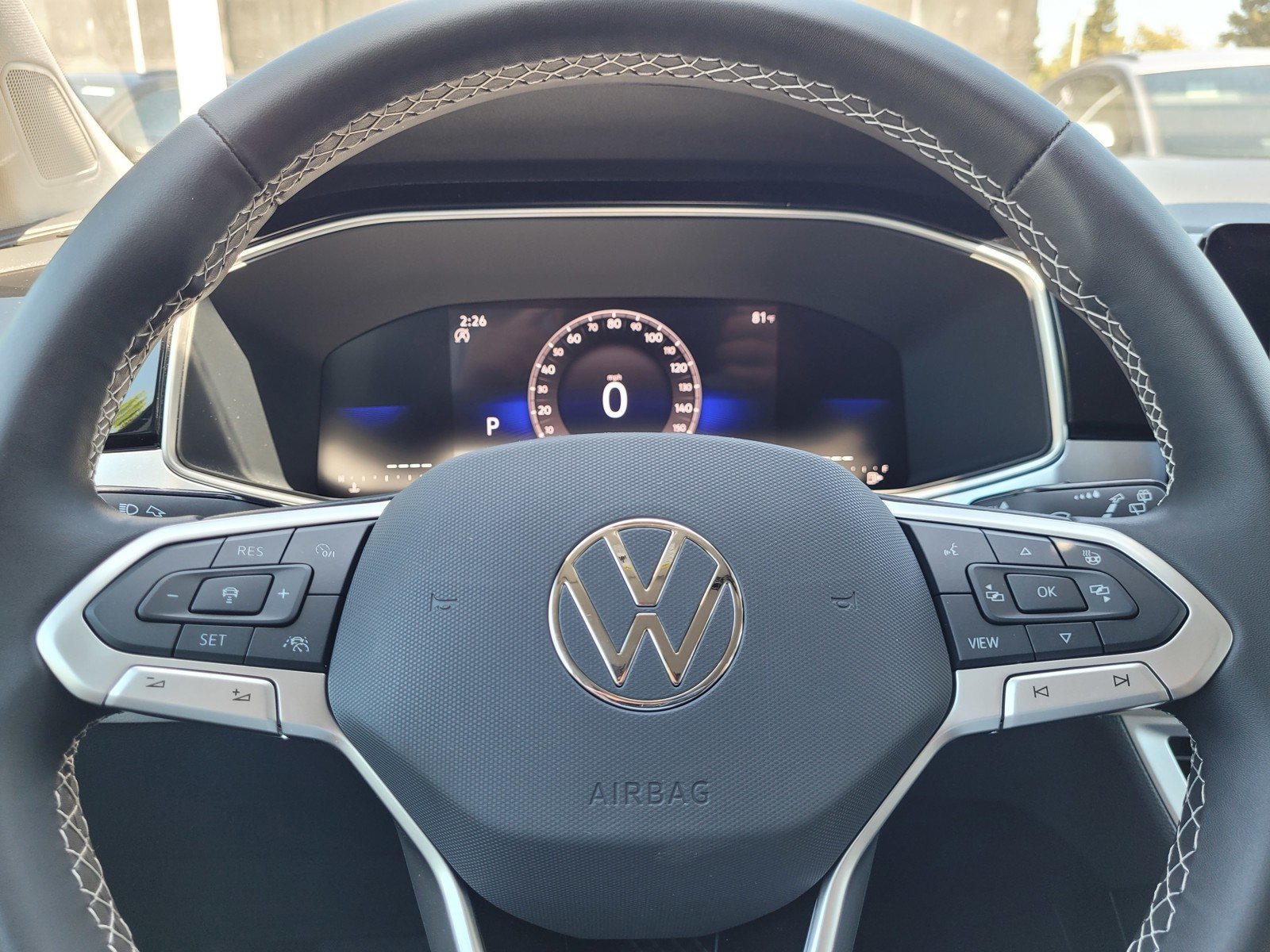 2025 Volkswagen Taos SE - Photo 10
