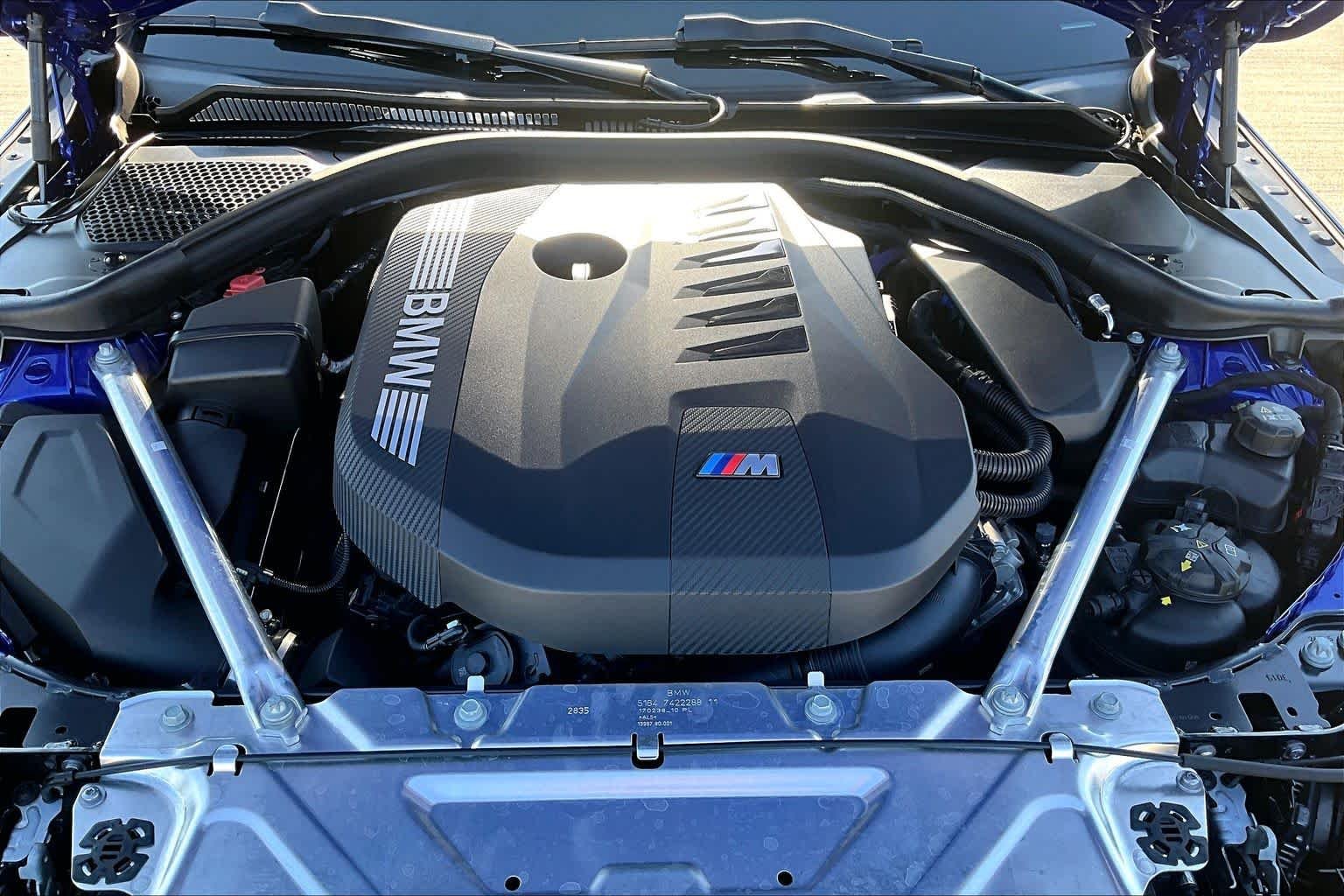Used 2026 Portimao Blue Metallic BMW M440i image 30