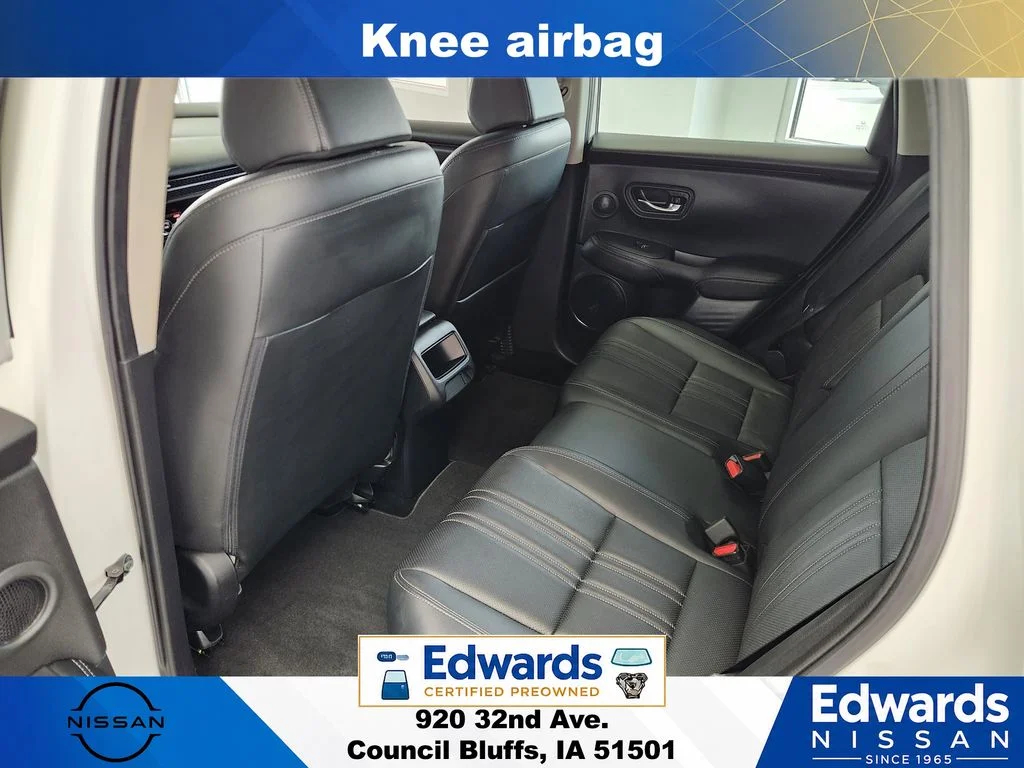 Used 2024 White Honda EX-L image 13