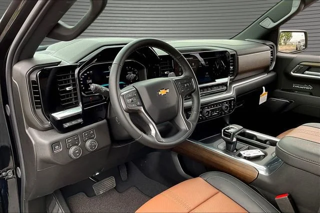New 2026 Black Chevrolet High Country image 7