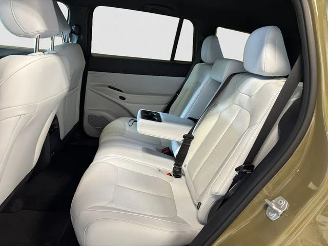 New 2026  Jeep Laredo image 14