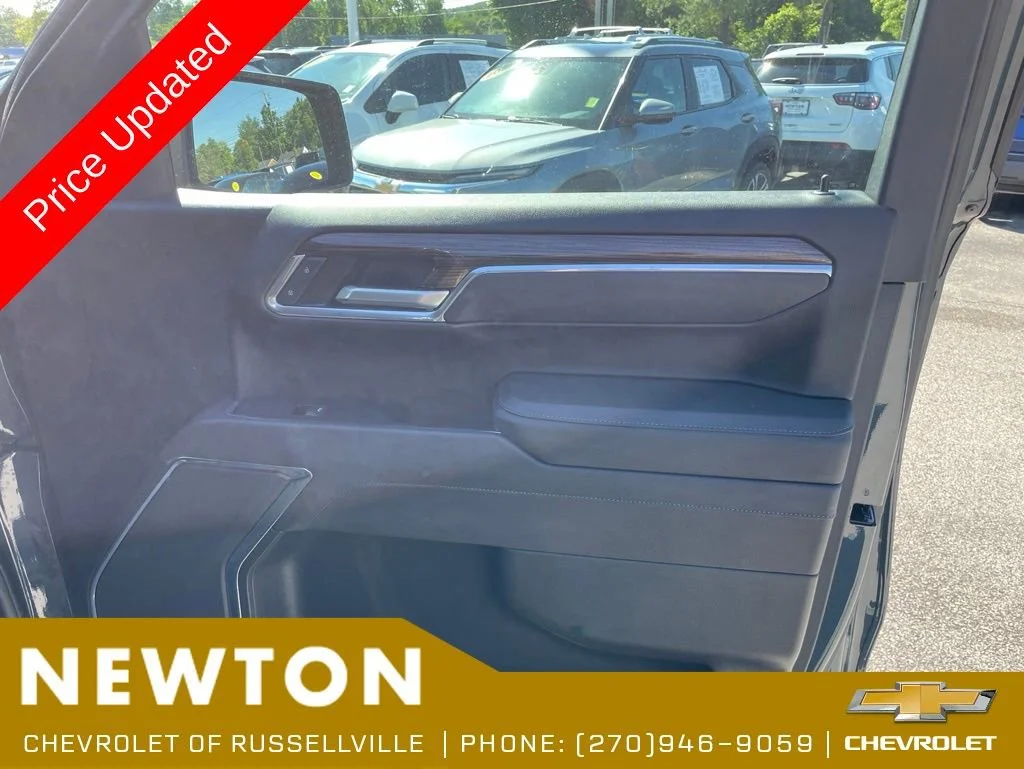 Used 2025 Cypress Gray Chevrolet LT (2FL) image 13