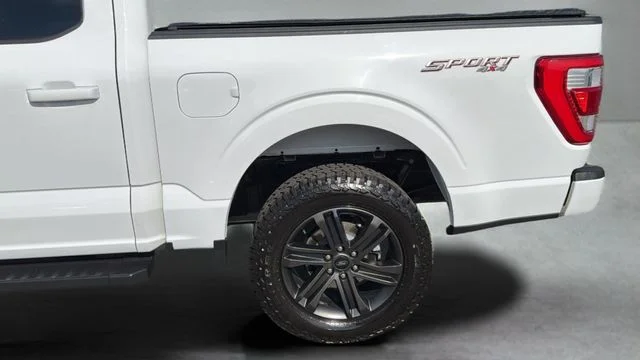 Used 2023 White Ford Lariat image 36