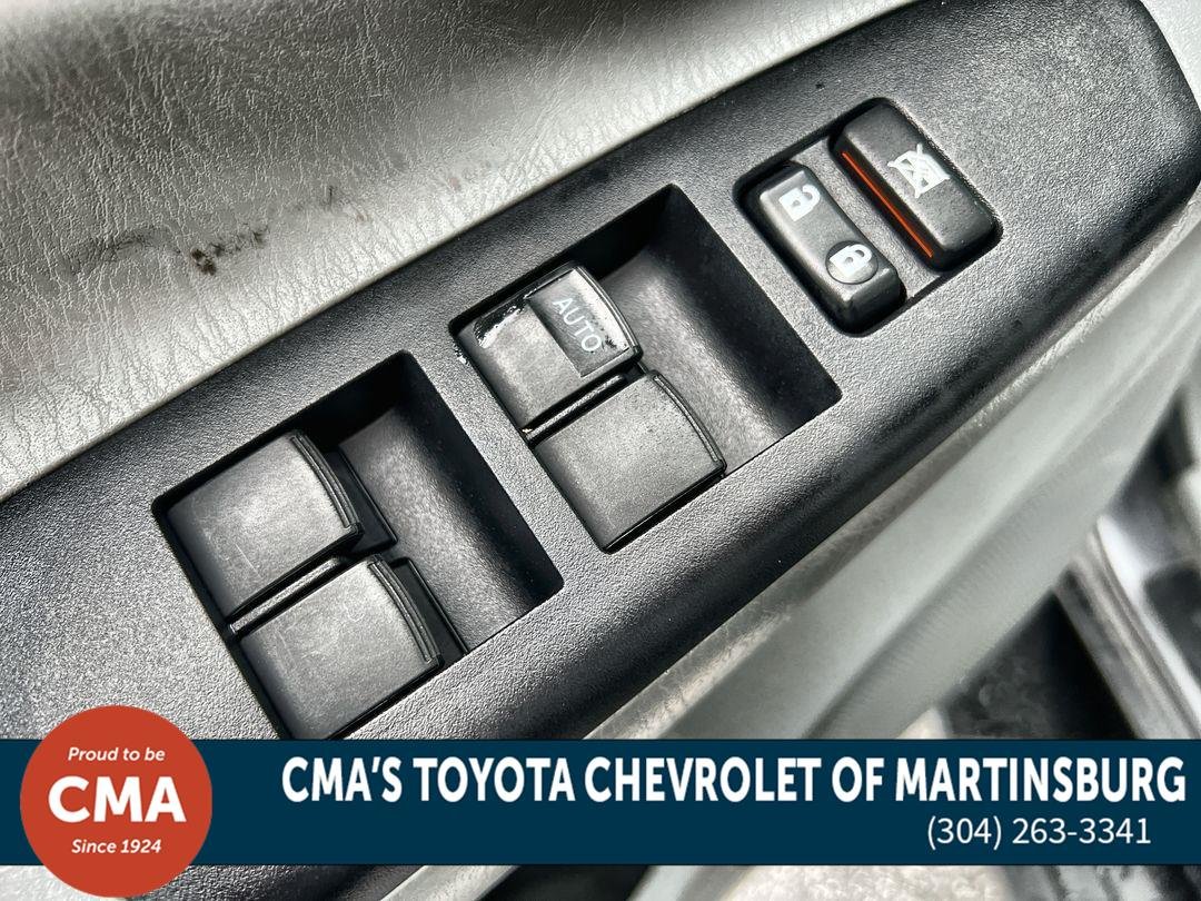 Used 2015 Magnetic Gray Metallic Toyota SR5 image 14