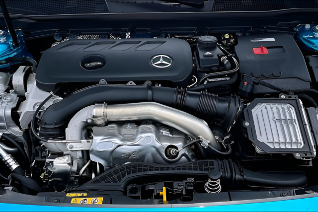Used 2025 Blue Mercedes-Benz CLA 250 image 27