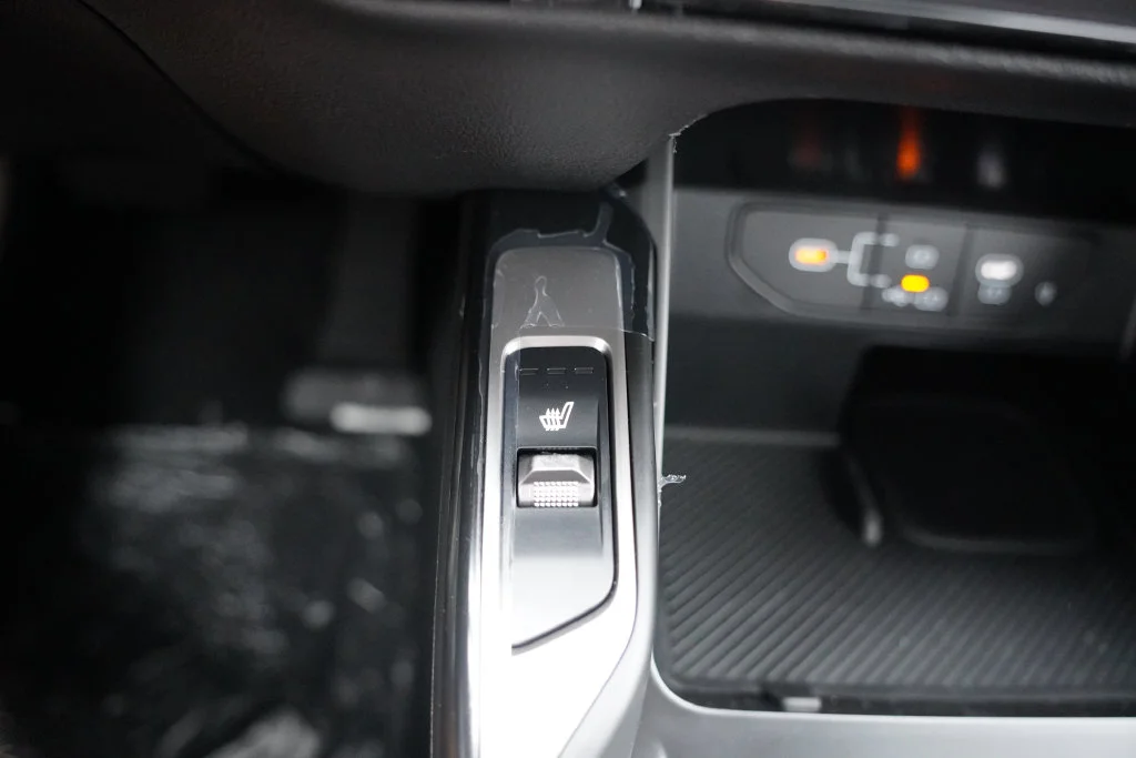 New 2026 Glacial White Pearl Kia X-Line EX AWD image 17