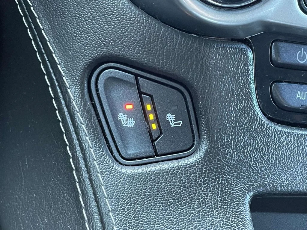 Used 2017 Black Chevrolet LT image 40