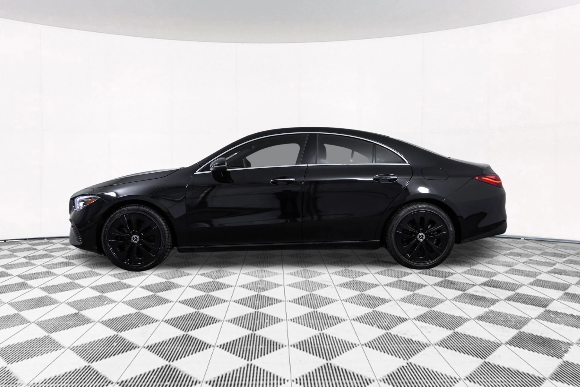 Used 2025 Black Mercedes-Benz 4MATIC® image 13