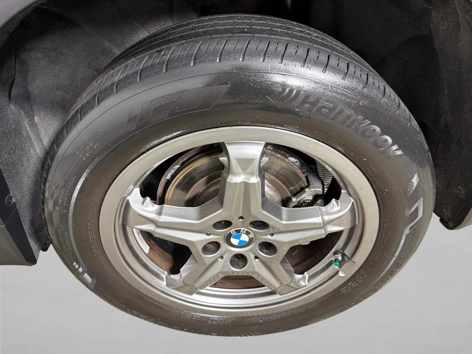 Used 2023 Black BMW xDrive28i image 22