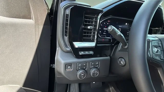 Used 2026 Black Chevrolet High Country image 22