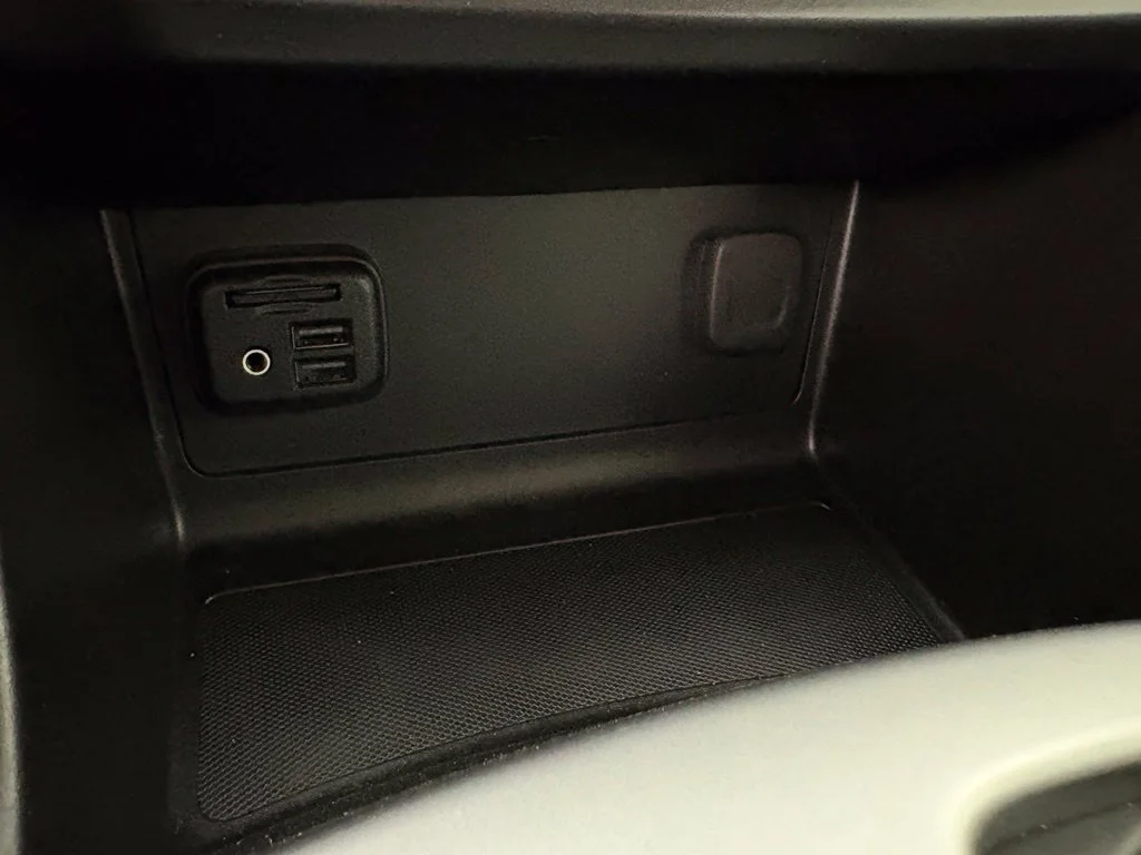 Used 2022 BLACK Chevrolet 2WD LT image 36