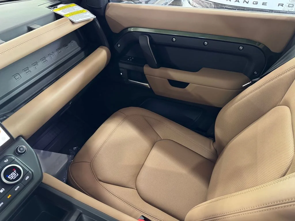 New 2026 Green Land Rover S image 24