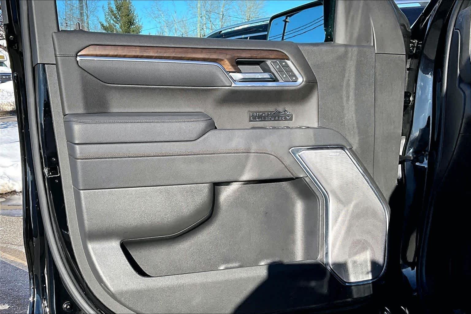 2025 Chevrolet Silverado 1500 High Country - Photo 55