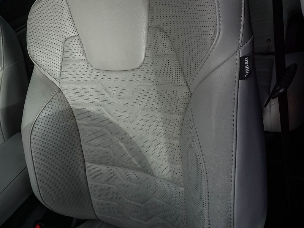 Certified Used 2021 Black Kia SX image 21