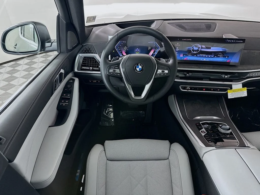 New 2026 Gray Metallic BMW xDrive40i image 25