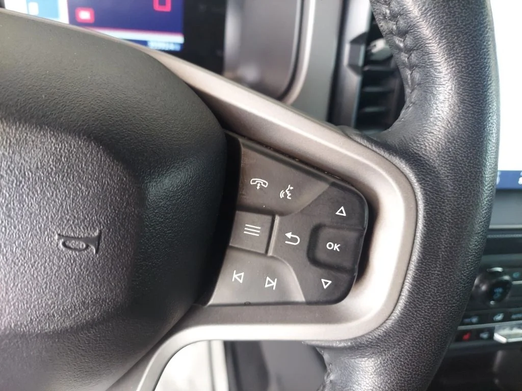 Used 2023 Blue Ford Outer Banks image 13