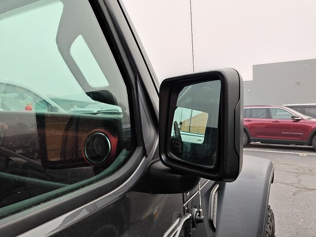 Used 2020 Gray Jeep Unlimited Rubicon image 6