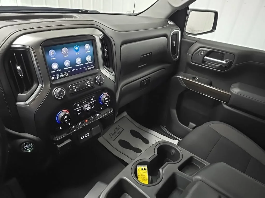 Used 2019 NORTHSKY BLUE METALLIC Chevrolet LT image 25