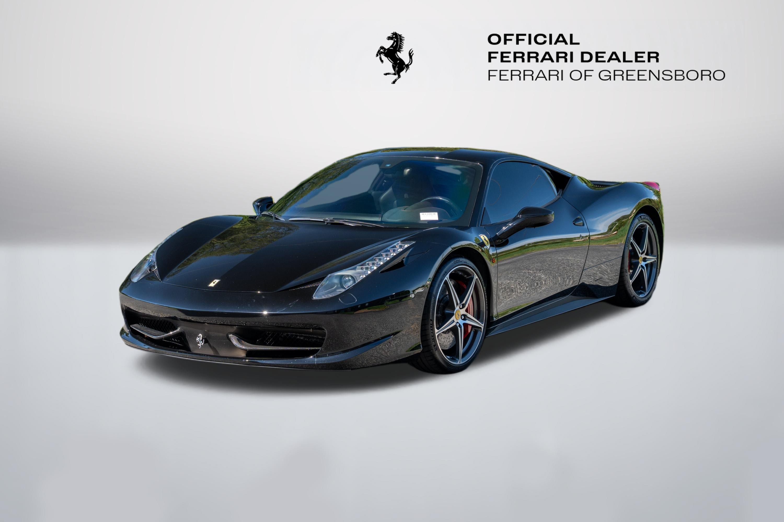 Used 2010 Nero Ferrari  image 4
