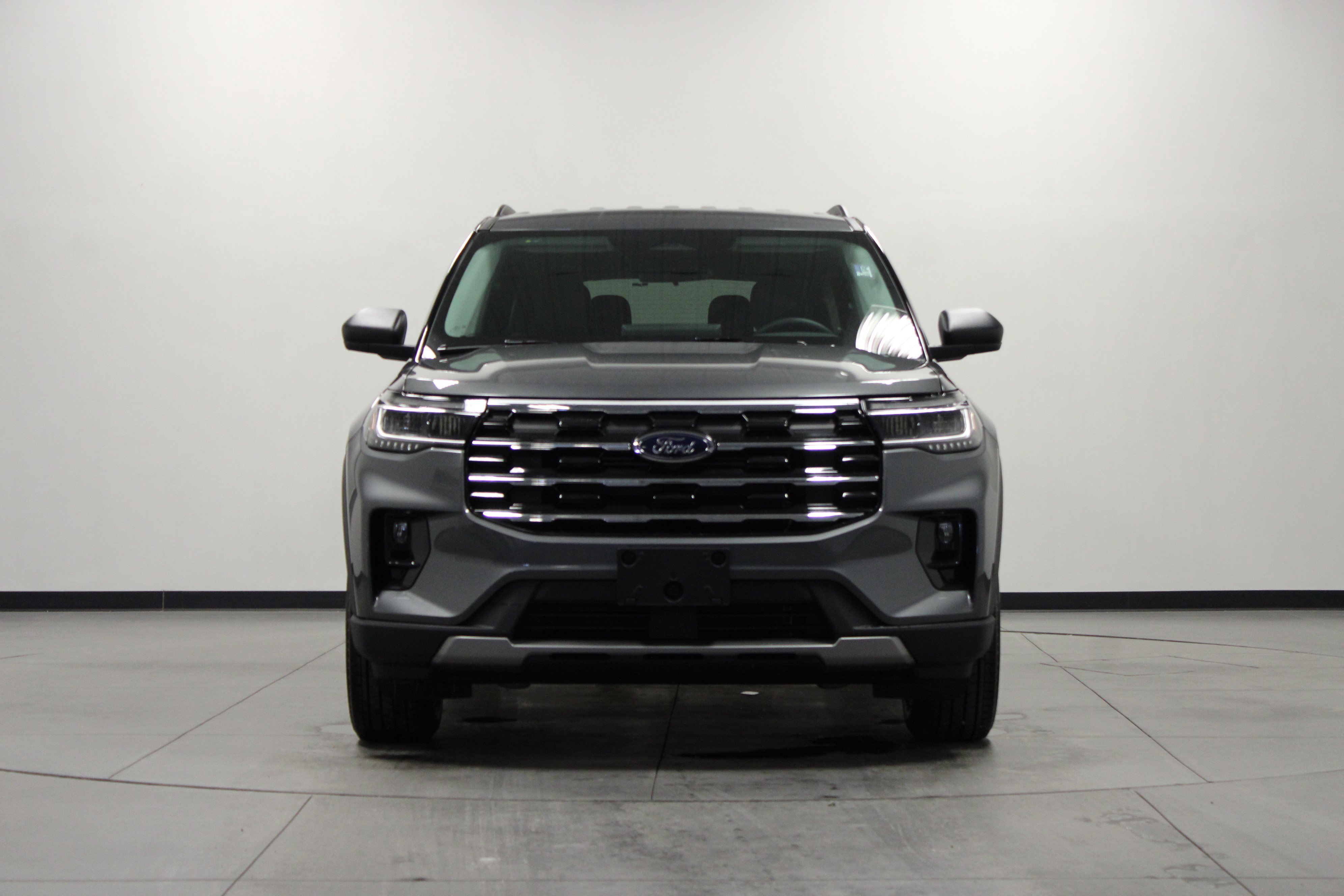 New 2026 Carbonized Gray Metallic Ford Active image 9