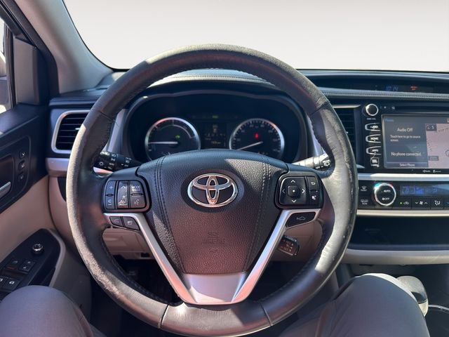 Used 2015 White Toyota Limited Platinum image 11
