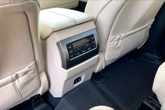 Used 2023 White Lexus 460 image 32