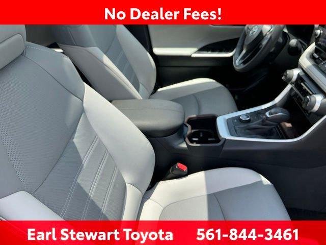 Certified Used 2024 WIND CHILL PEARL Toyota  image 39