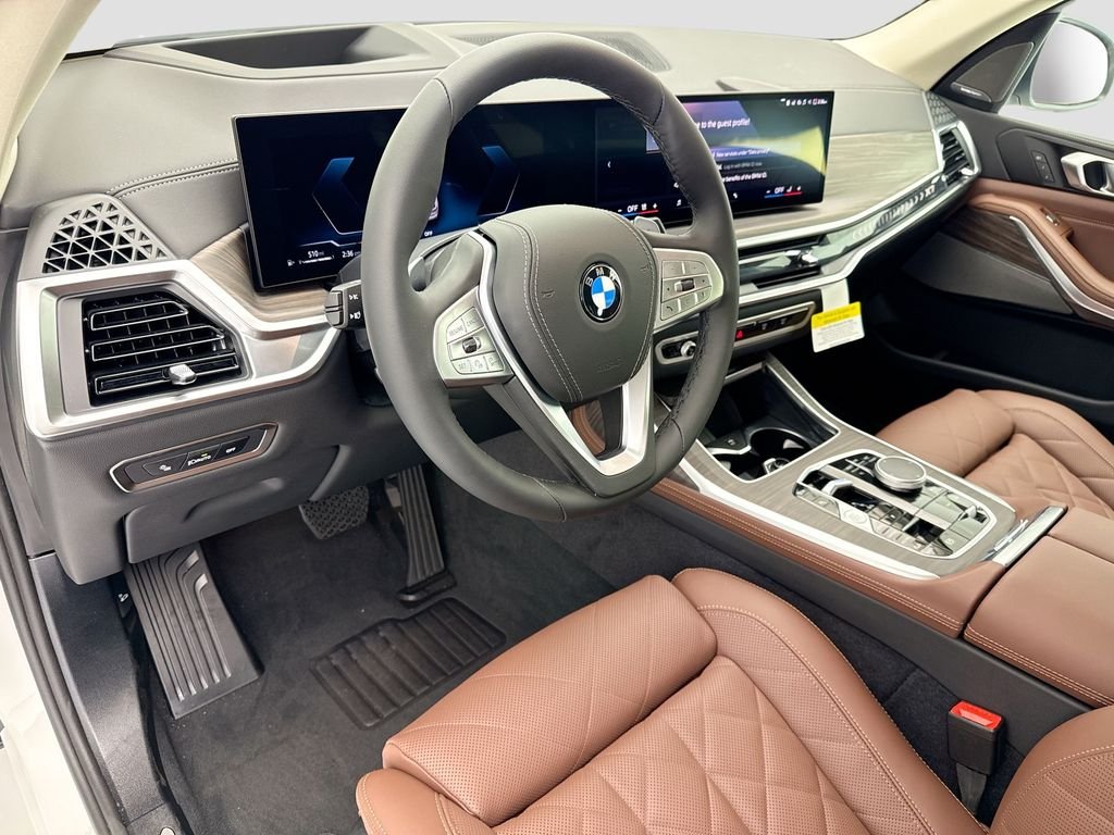 New 2027 Alpine White BMW xDrive40i image 9
