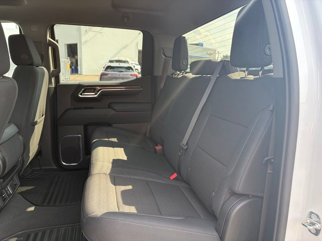2024 Chevrolet Silverado 1500 LT - Photo 25
